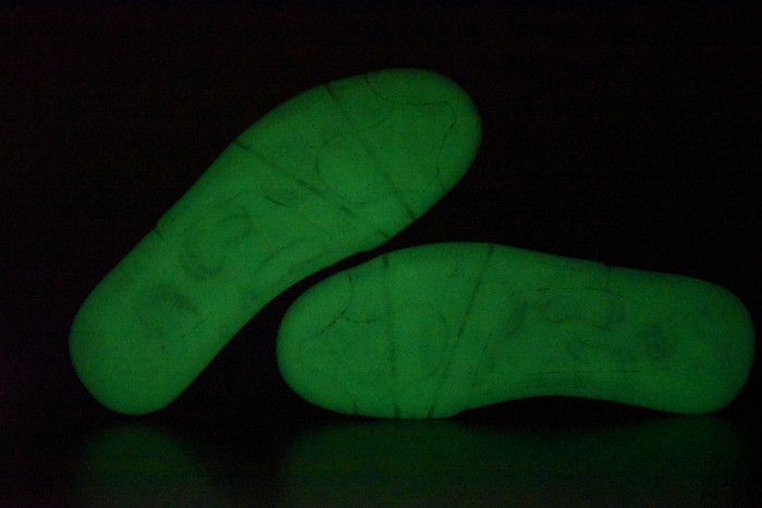 KAWS x Air Jordan 4 Black AJ4 930155-001