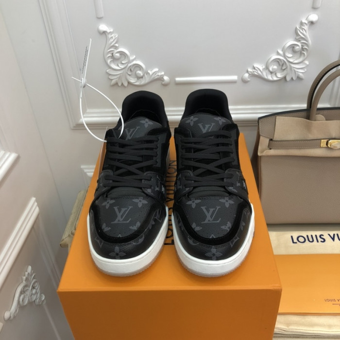 LUSV SNEAKERS