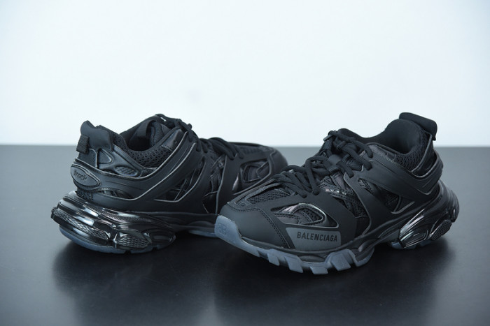 BALCIA Track SNEAKER