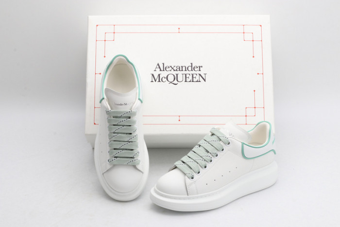 ALEXMQ Sneakers