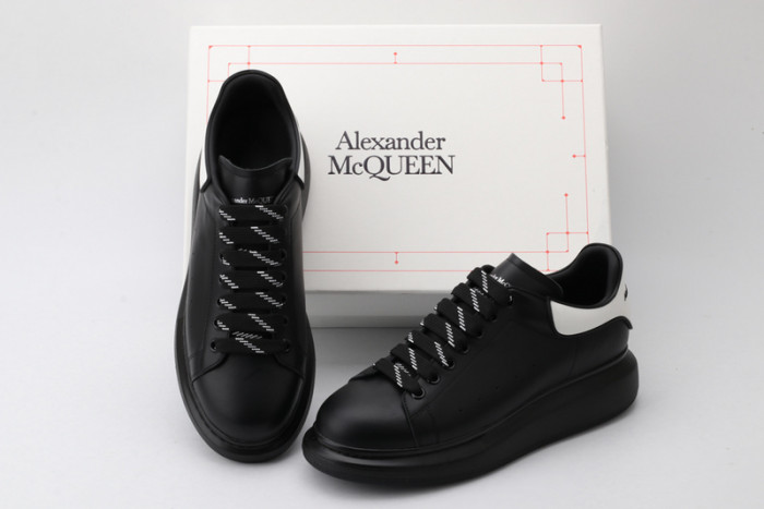 ALEXMQ Sneakers