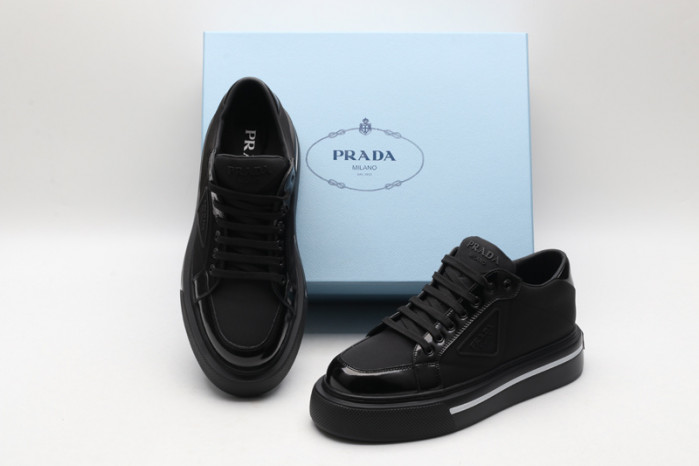 PRDA Sneaker