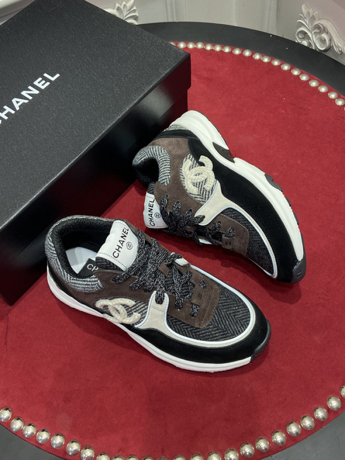 CHNL Sneaker
