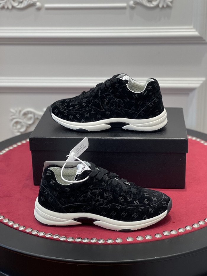 CHNL Sneaker