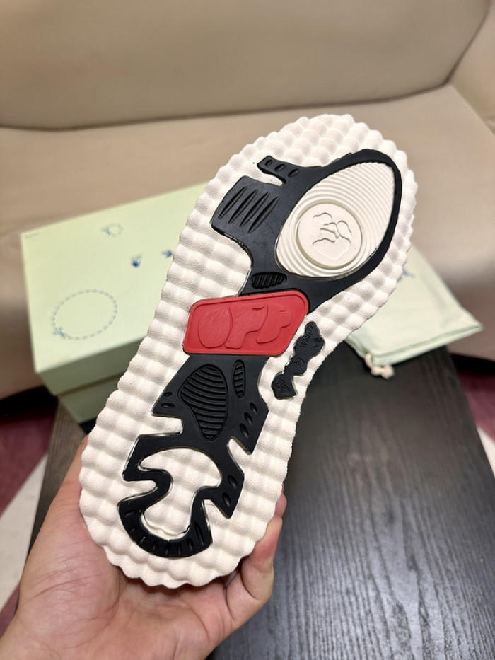 OFW C/O ODSY-1000 SNEAKER