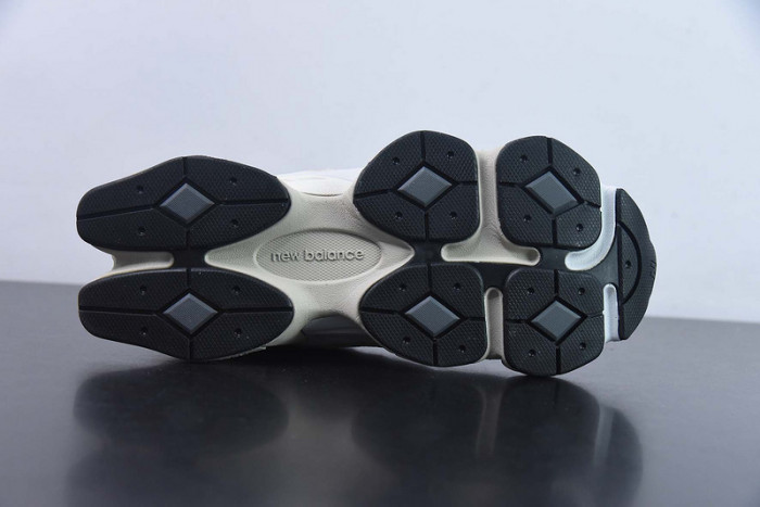 NEW BALANCE U9060ZBB