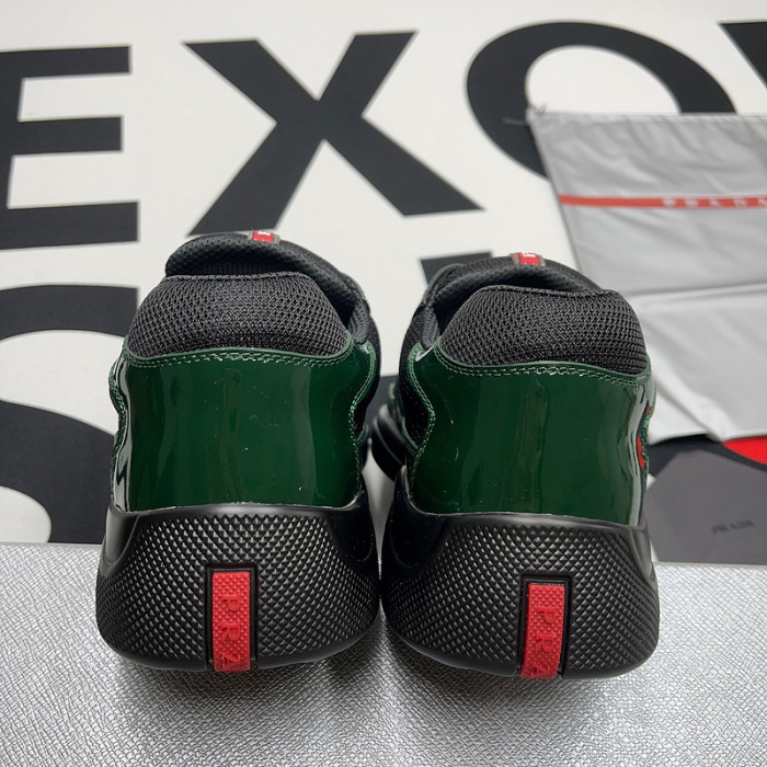 PRDA Sneaker