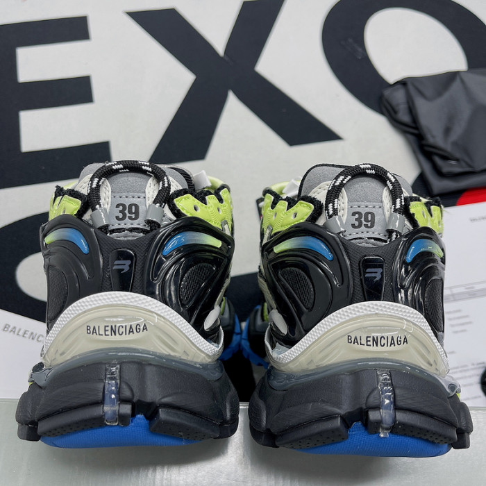 BALCIA RUNNER SNEAKER