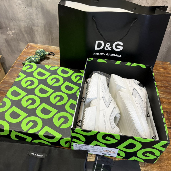 DG SNEAKER
