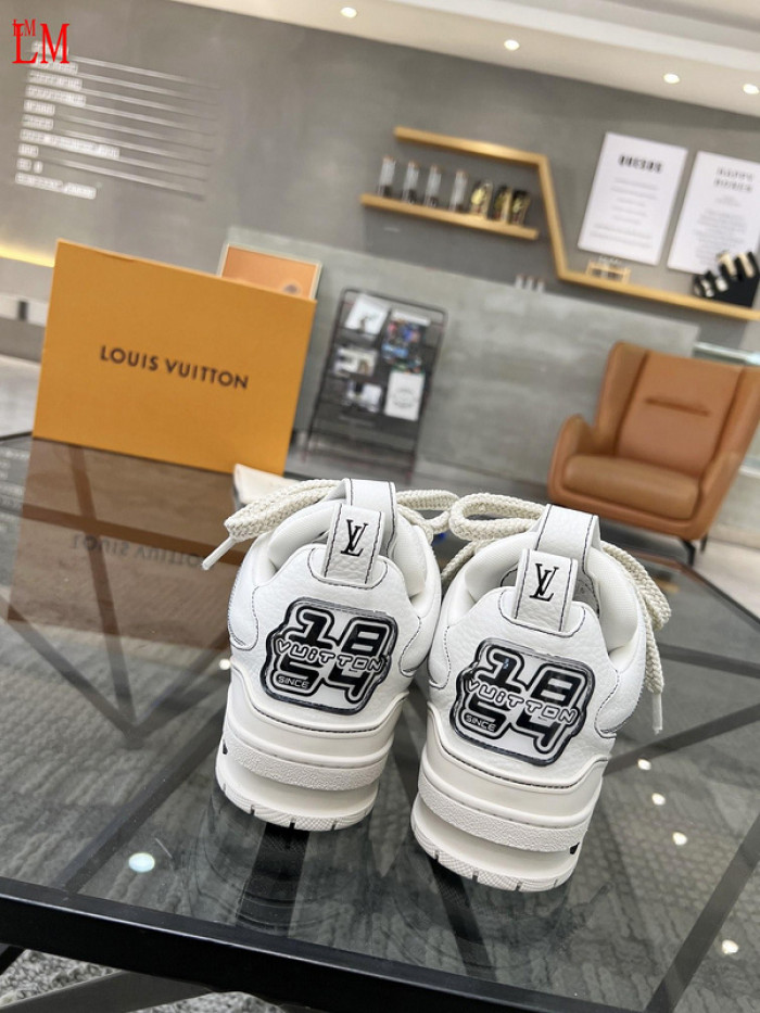LUSV SNEAKERS