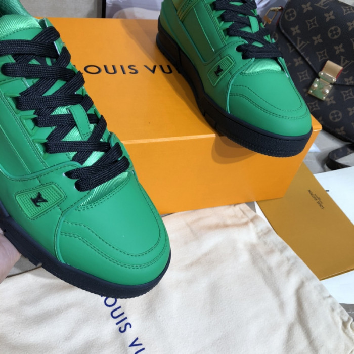 LUSV SNEAKERS