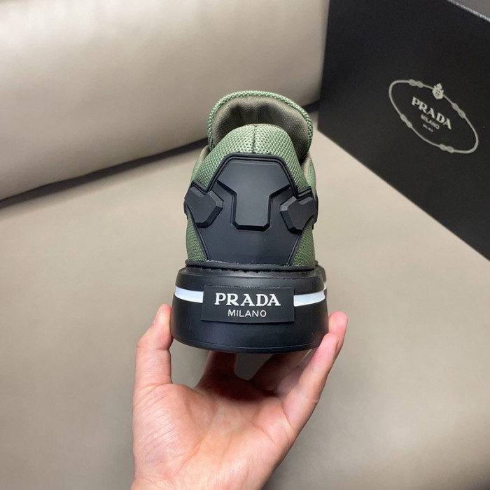 PRDA Sneaker