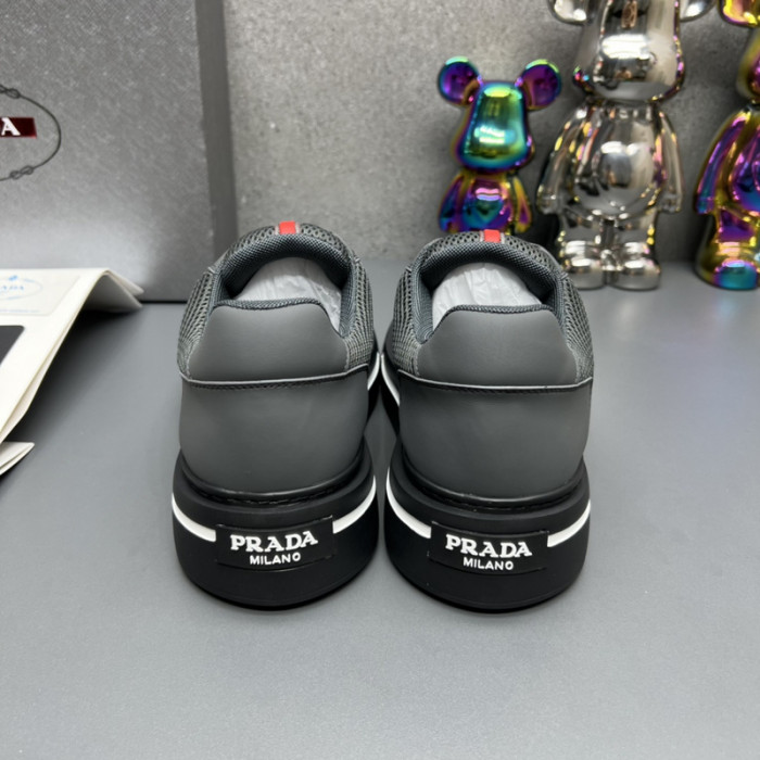 PRDA Sneaker