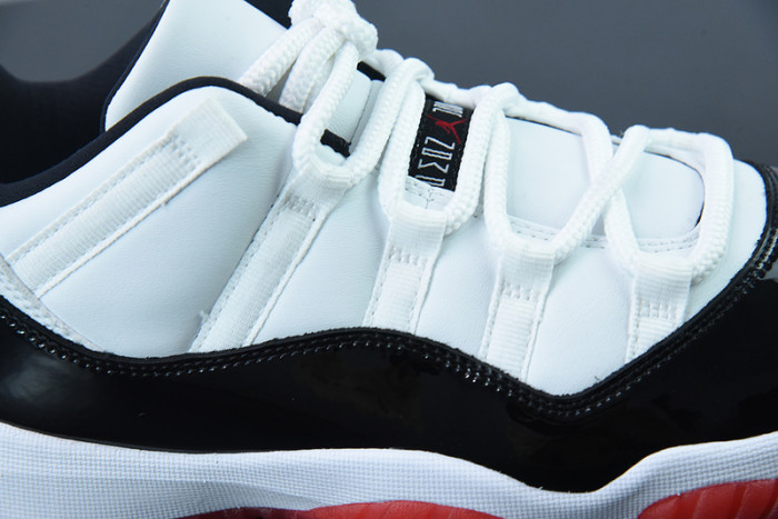 Air Jordan 11 Retro Low Concord-Bred AV2187-160