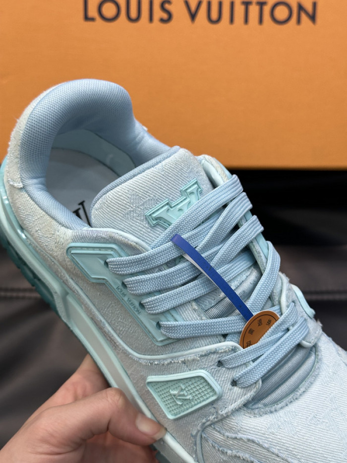 LUSV SNEAKERS