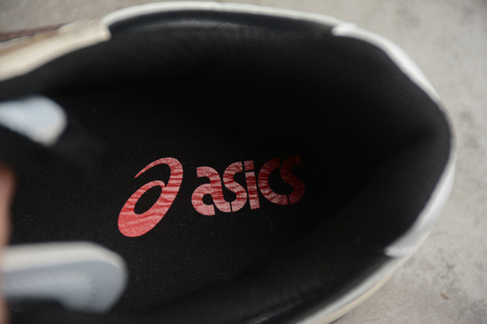 As*ic*s gel-spotlyte low v2 