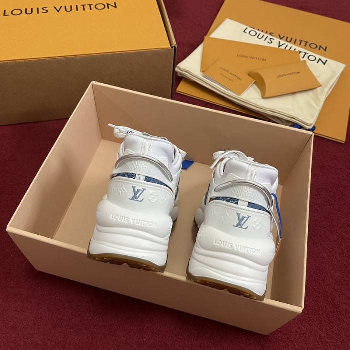 LUSV SNEAKERS
