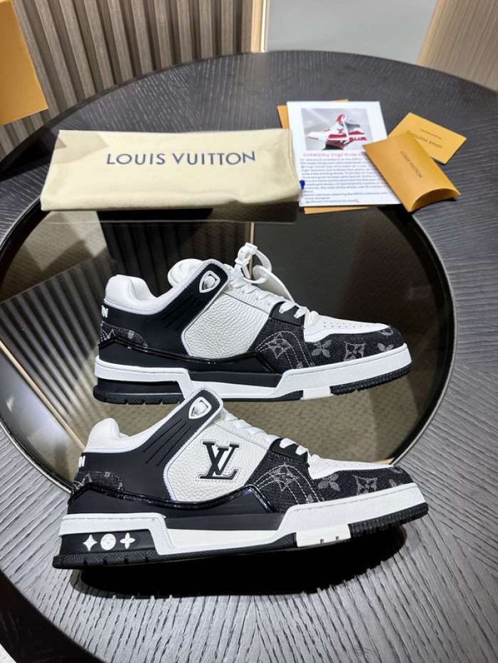 LUSV SNEAKERS