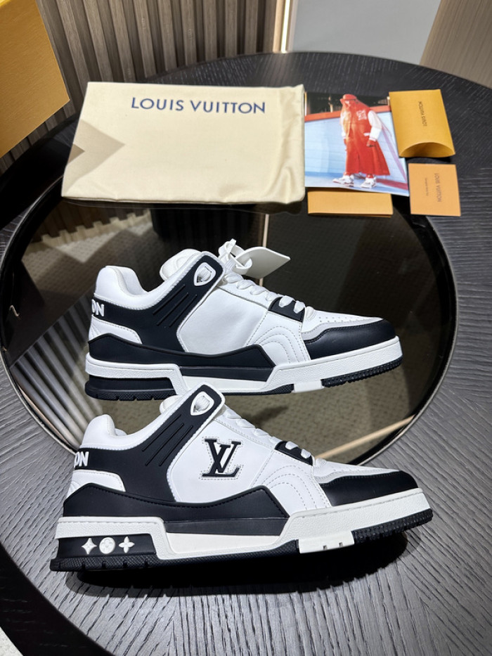 LUSV SNEAKERS