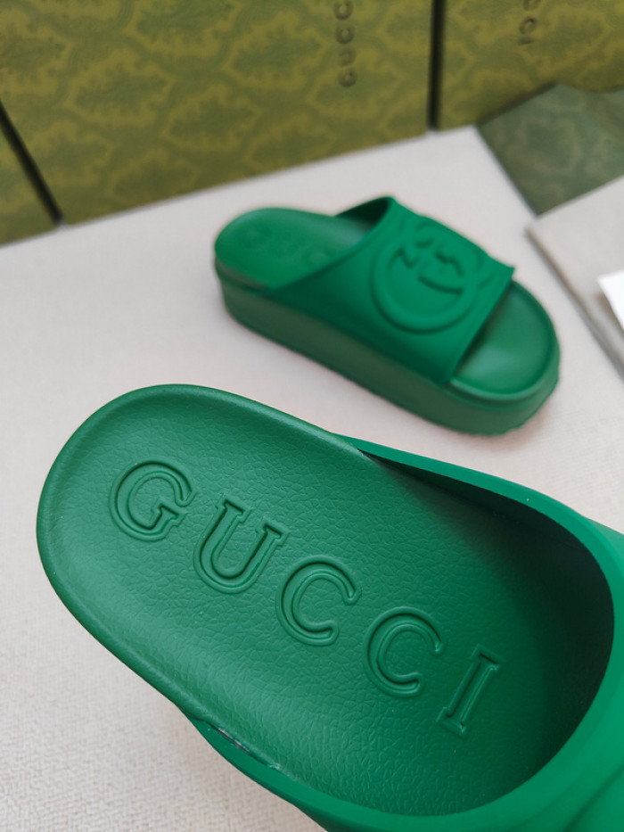 GCI GG Slide Sandal