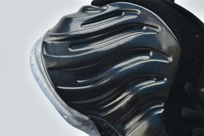 nike air foamposite one reflective Ch*0me hologram silver 314996-900