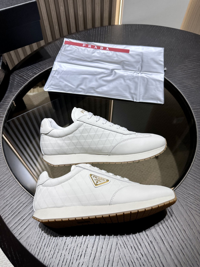 PRDA Sneaker