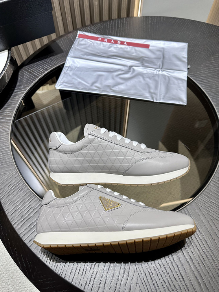 PRDA Sneaker