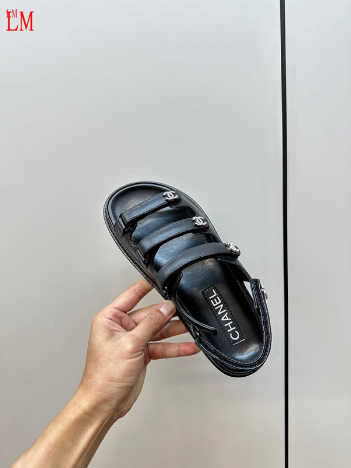 CN Slide Sandal