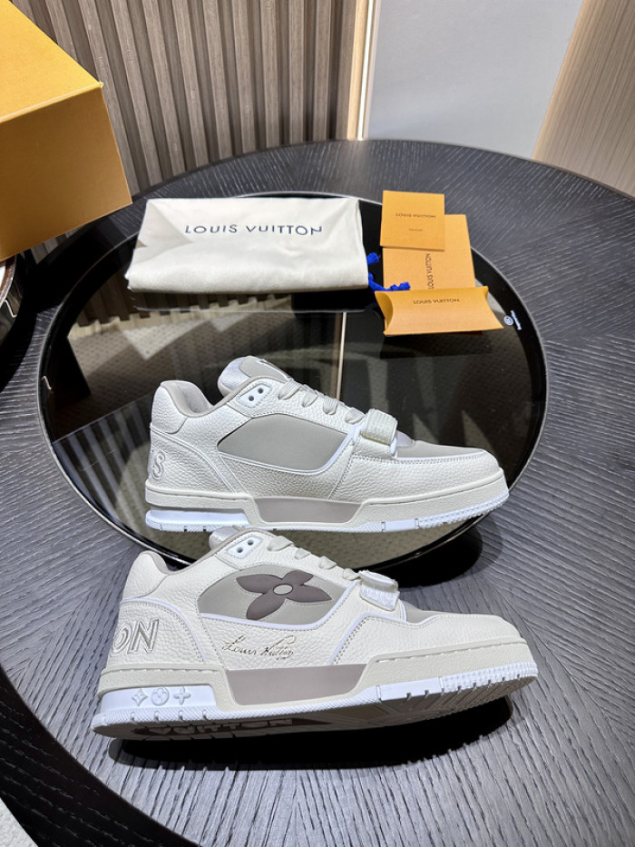 LUSV SNEAKERS
