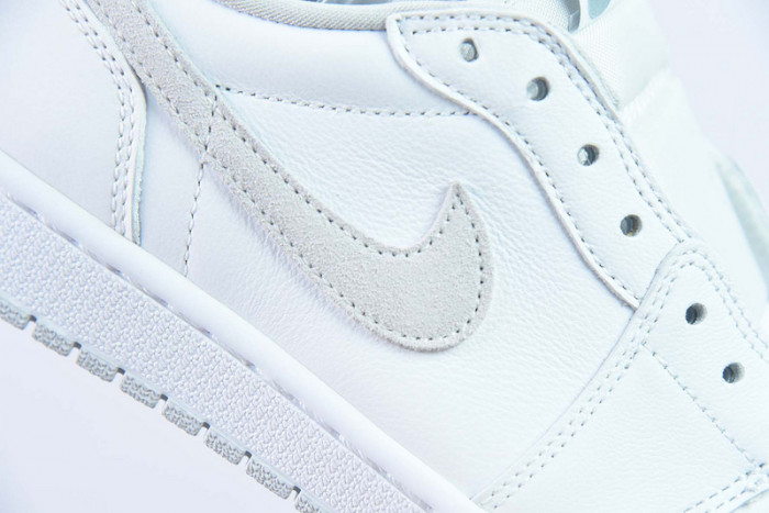 Air Jordan 1 Retro Low OG 