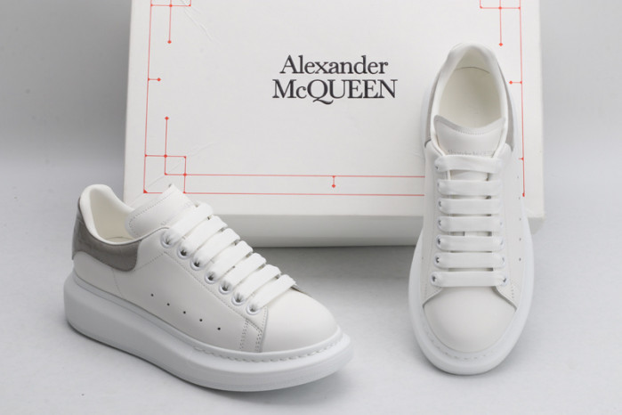 ALEXMQ Sneakers