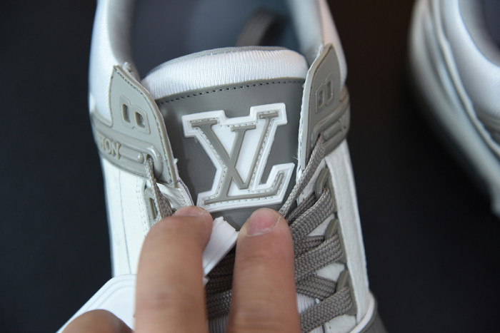 LUSV SNEAKERS