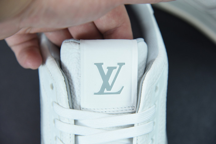 LUSV SNEAKERS
