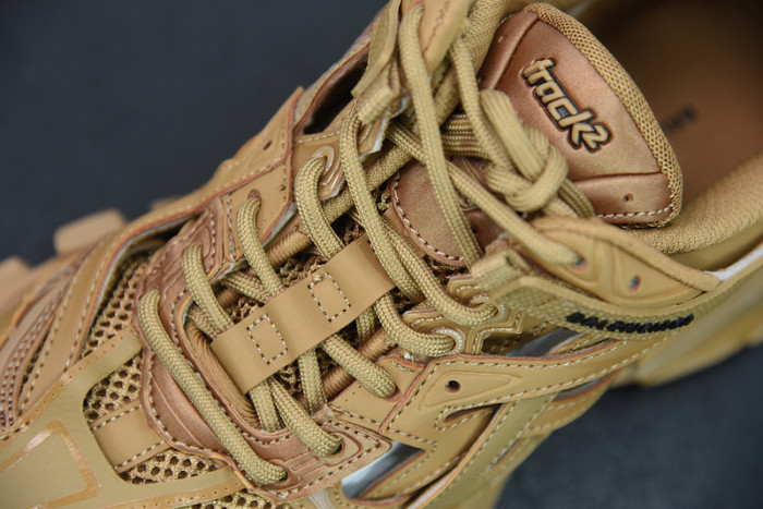 BALCIA Track SNEAKER