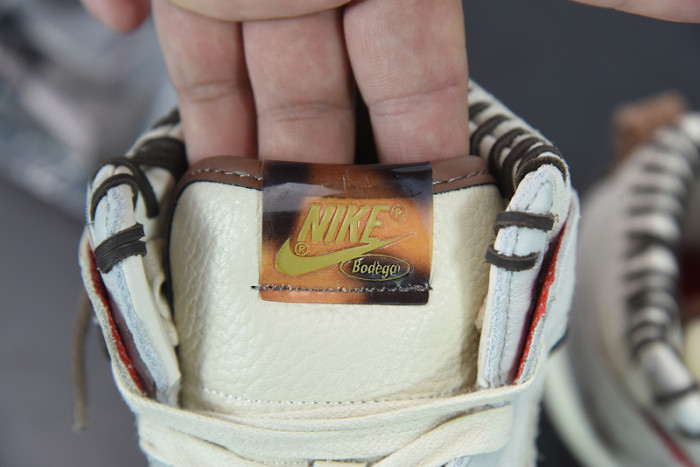 Bodega x Nk Dunk High “Sail/Frienda and Family” CZ8125-100