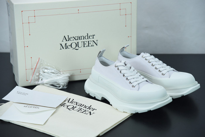 ALEXMQ Sneakers