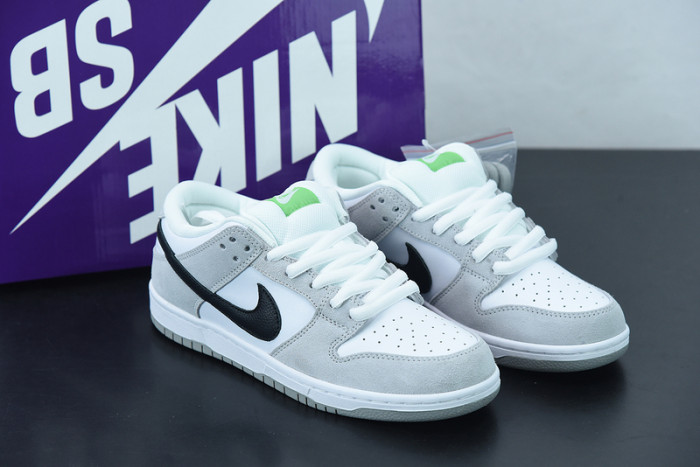 Nike Dunk SB Low Pro Chlorophyll BQ6817-011