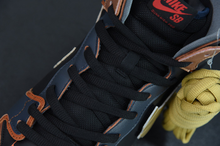 Gundam x Nike SB Dunk High “Banshee” DH7717-400