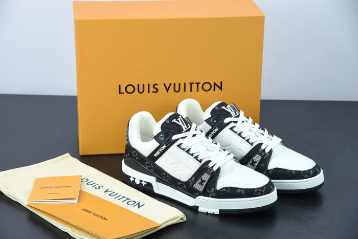 LUSV SNEAKERS