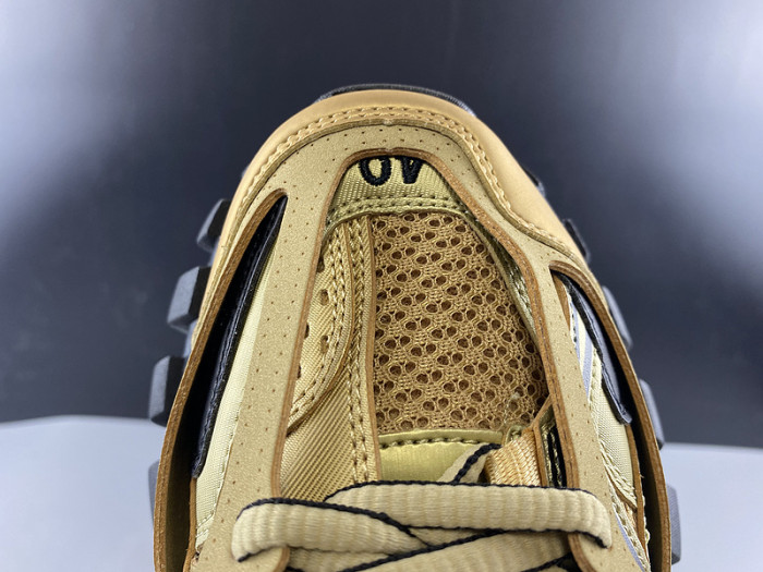 BALCIA Track SNEAKER