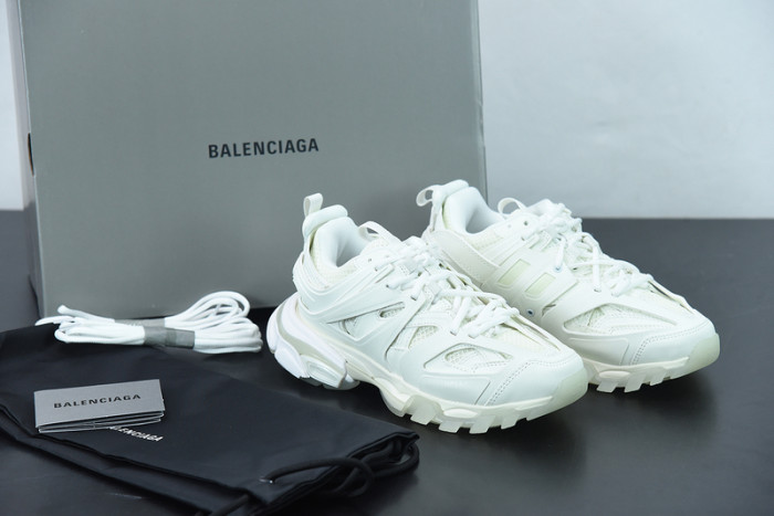 BALCIA Track SNEAKER