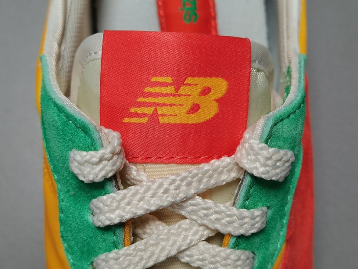 New Balance Size? x 327 