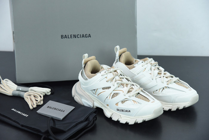 BALCIA Track SNEAKER