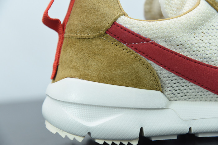 Nike Craft Mars Yard TS NASA AA2261-100