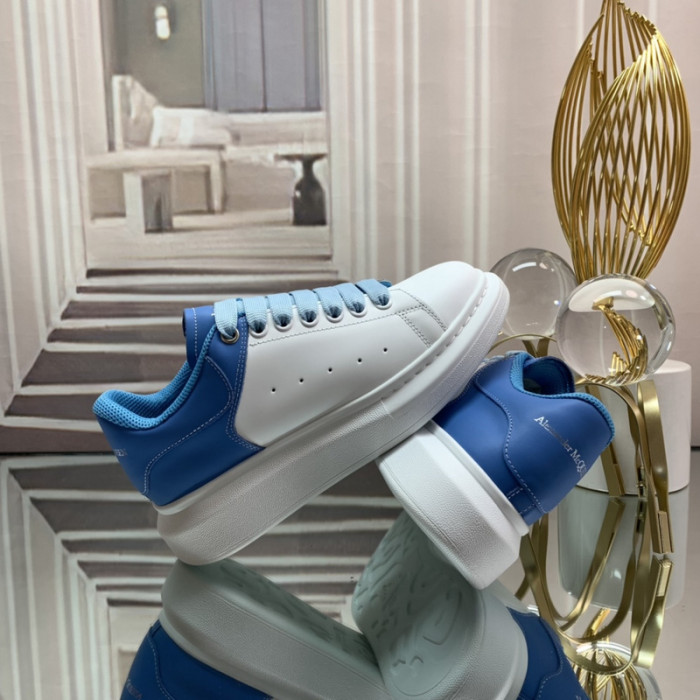 ALEXMQ Sneakers