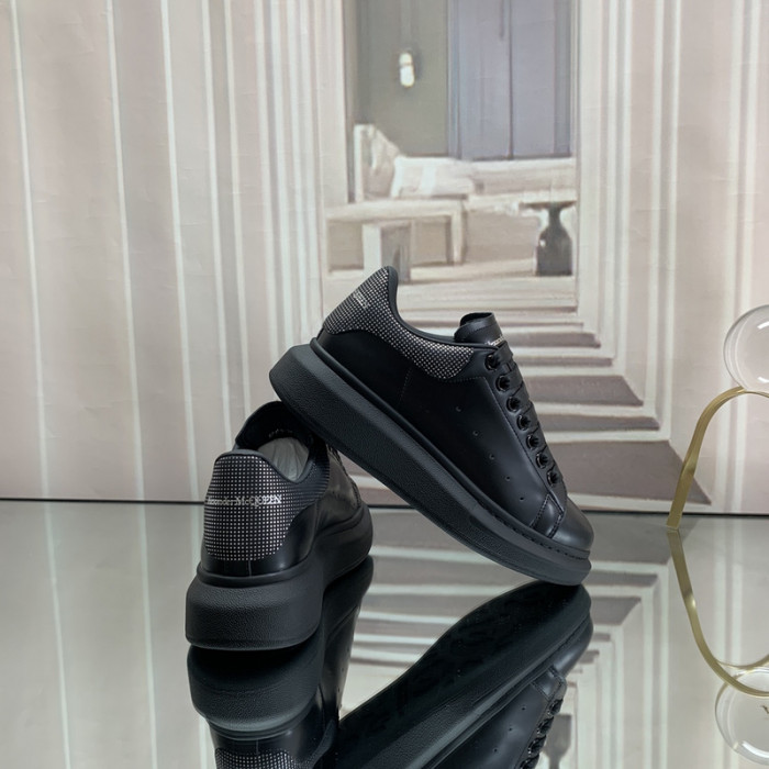 ALEXMQ Sneakers