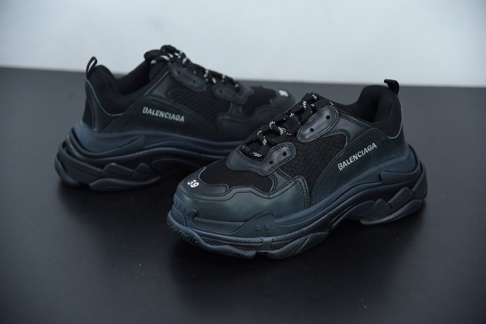 BALCIA Triple S Sneaker