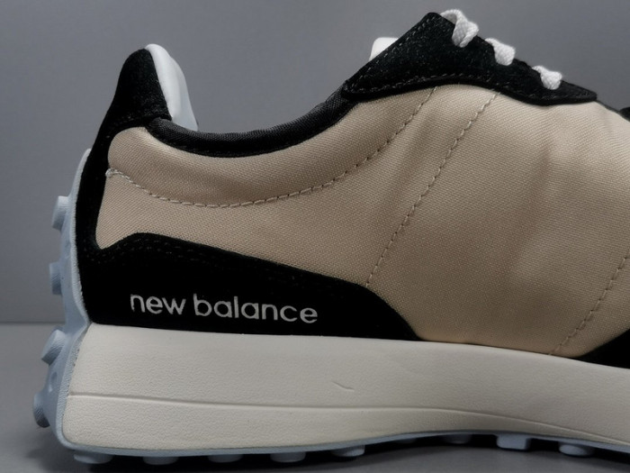 (Women) New Balance 327 