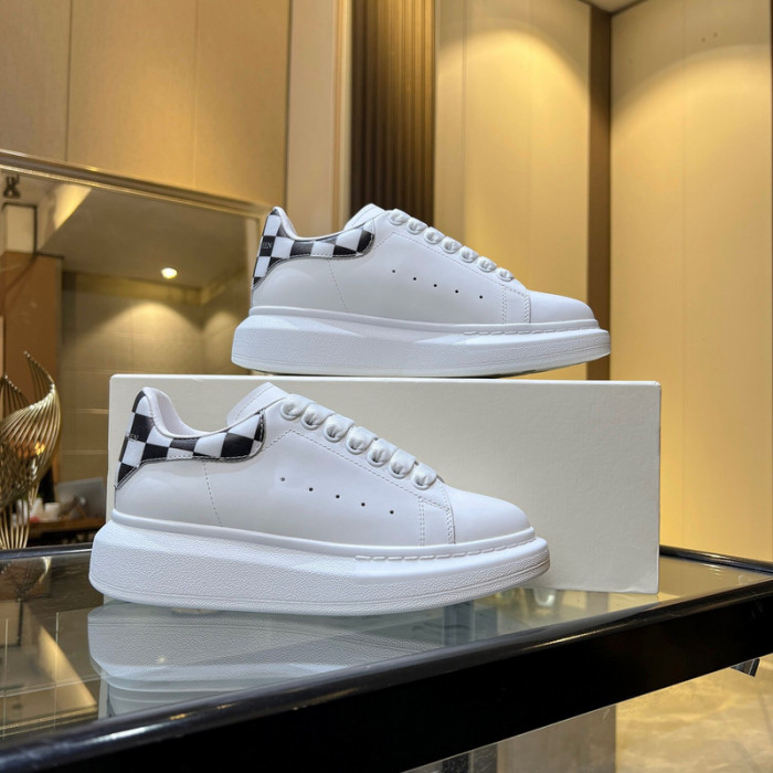ALEXMQ Sneakers