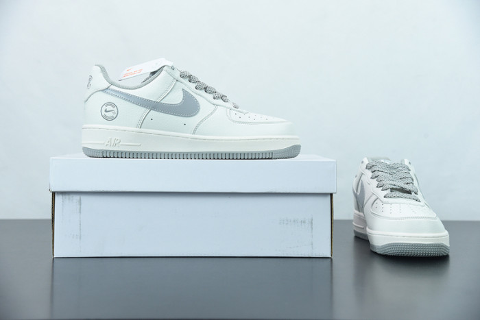 Nike Air Force 1 Low “NYC” CH1808-006